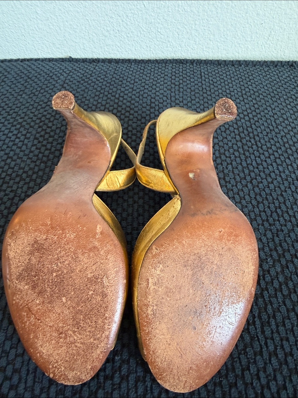 Gold Metallic Slingback Heels - Women 7.5 M Vintage 50's-60's - Picture 5 of 7